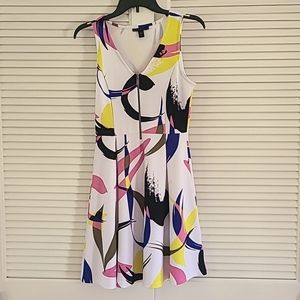 Attention Sleeveless Popover Dress w/Front 1/4 Zip.  Size XS. White Multi